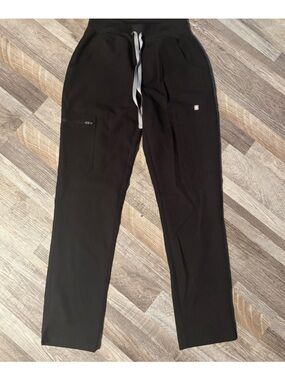 Black Figs Scrub Pants